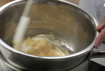 Фото шага рецепта Классический медовик с черносливом 140084 шаг 1  