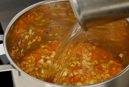 Фото шага рецепта Минестроне 92679 шаг 2  