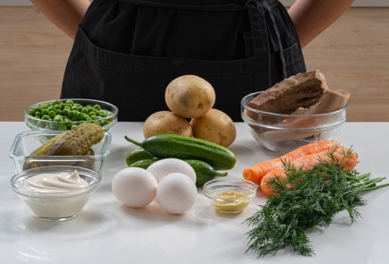 Фото шага рецепта Классический оливье с языком 175171 шаг 1  