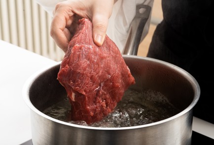 Фото шага рецепта Классический оливье 151806 шаг 1  