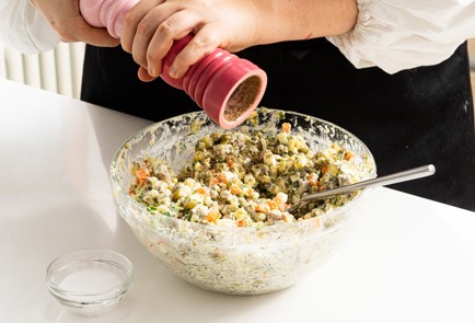 Фото шага рецепта Классический оливье 151806 шаг 15  