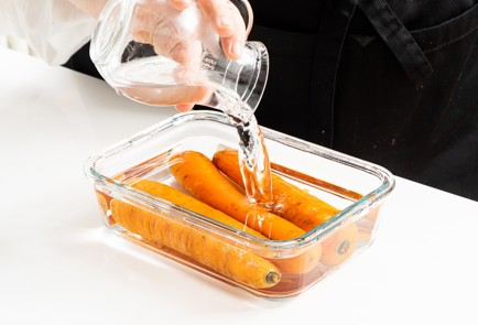 Фото шага рецепта Классический оливье 151806 шаг 5  