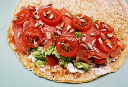 Фото шага рецепта Классический овсяноблин с начинкой 140428 шаг 18  