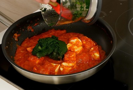 Фото шага рецепта Индийский сыр со шпинатом палакпанир 114817 шаг 5