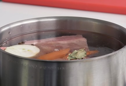 Фото шага рецепта Классический рассольник 151705 шаг 2  