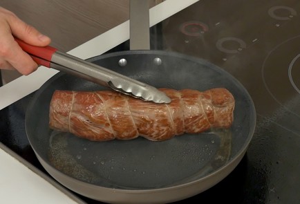 Фото шага рецепта Классический ростбиф 58546 шаг 4  