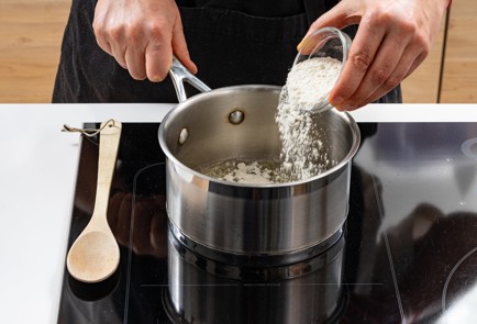 Фото шага рецепта Классическое сырное суфле 188687 шаг 5