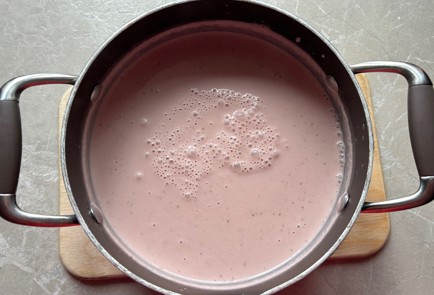 Фото шага рецепта Клубничная паннакотта 190128 шаг 9  