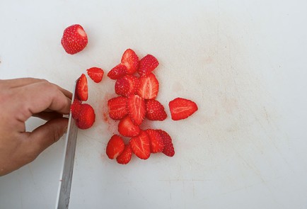 Фото шага рецепта Клубничный сорбет 28056 шаг 1  