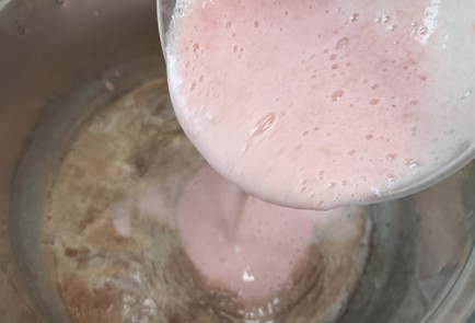 Фото шага рецепта Клубничное какао 191305 шаг 9