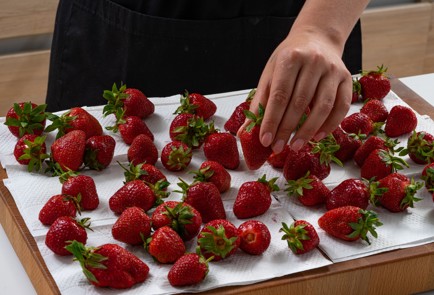 Фото шага рецепта Клубничный джем 173847 шаг 3  