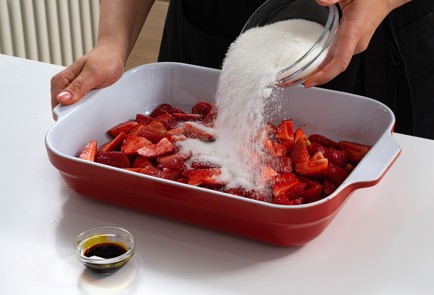 Фото шага рецепта Клубничный джем 173847 шаг 6  