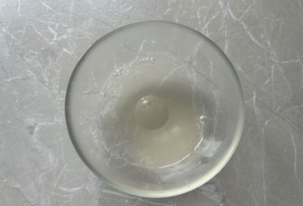 Фото шага рецепта Клубничный лимонад 189802 шаг 3  