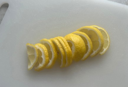 Фото шага рецепта Клубничный лимонад 189802 шаг 4  