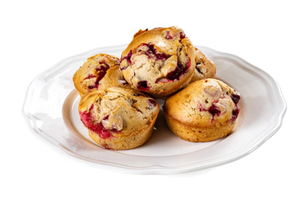 Фото шага рецепта Клюквенные маффины 191181 шаг 10  