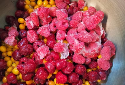 Фото шага рецепта Клюквенный морс 188430 шаг 4