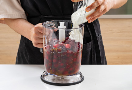 Фото шага рецепта Клюквенный щербет 189258 шаг 7  