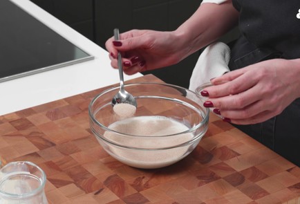 Фото шага рецепта Кныши с лукомпореем 175699 шаг 1  