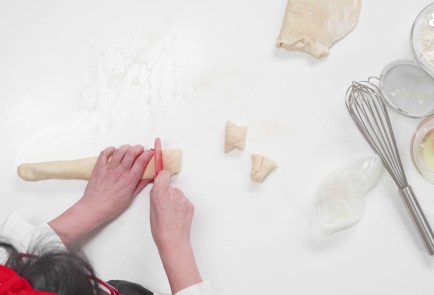 Фото шага рецепта Кныши с лукомпореем 175699 шаг 10  