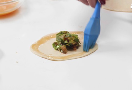 Фото шага рецепта Кныши с лукомпореем 175699 шаг 11  