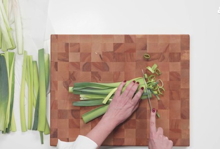 Фото шага рецепта Кныши с лукомпореем 175699 шаг 4  