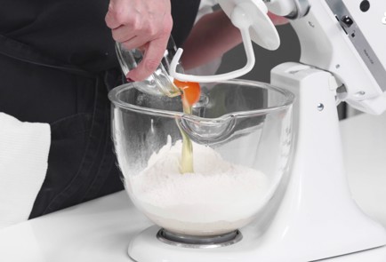 Фото шага рецепта Кныши с лукомпореем 175699 шаг 7  