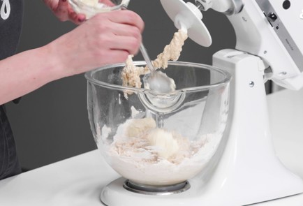 Фото шага рецепта Кныши с лукомпореем 175699 шаг 8  