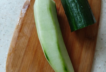 Фото шага рецепта Крабовый салат с пекинской капустой 175326 шаг 7