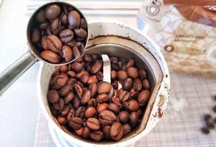 Фото шага рецепта Кофе повосточному 140035 шаг 2  