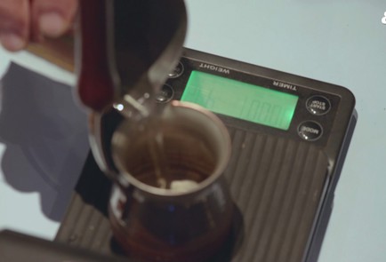 Фото шага рецепта Кофе в турке на песке 189357 шаг 1  