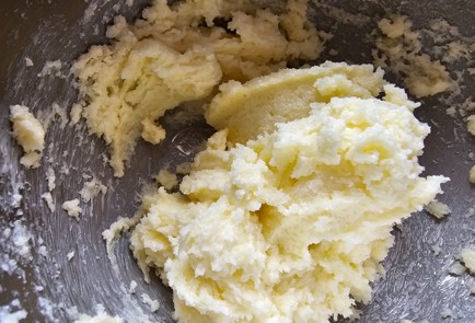 Фото шага рецепта Кофейный кекс с грецким орехом 175359 шаг 1  