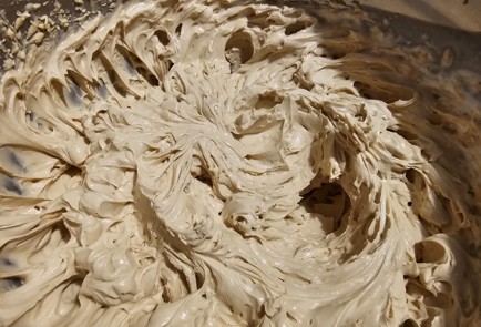 Фото шага рецепта Кофейный кекс с грецким орехом 175359 шаг 10  