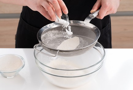 Фото шага рецепта Кофейный рулет 138645 шаг 2  