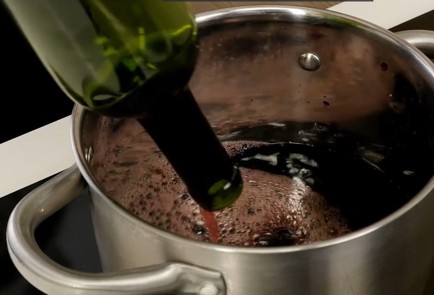 Фото шага рецепта Петух в вине кокован 114843 шаг 3  