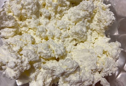 Фото шага рецепта Кокосовые сырники 174535 шаг 1  