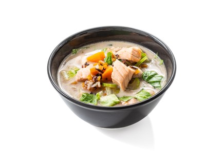 Фото шага рецепта Кокосовый суп с лососем и рисом 187170 шаг 10