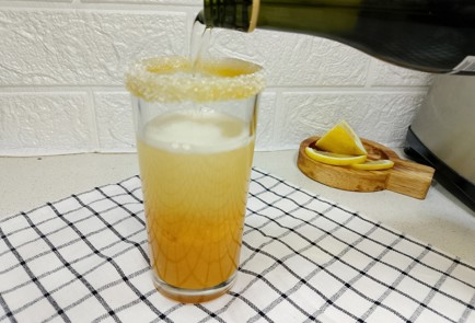 Фото шага рецепта Коктейль с шампанским и манго на 14 февраля 191274 шаг 9  