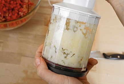 Фото шага рецепта Колбаски с паприкой и вялеными помидорами 23331 шаг 3  