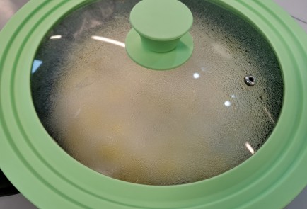 Фото шага рецепта Кольца кальмара в сметаннолуковом соусе 150976 шаг 9  