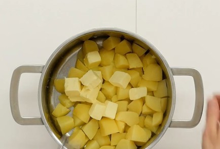 Фото шага рецепта Ирландское пюре колканнон 94090 шаг 6  