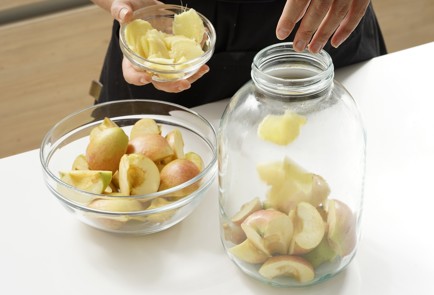 Фото шага рецепта Компот из яблок с имбирем 152703 шаг 4  