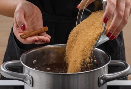 Фото шага рецепта Компот из яблок со свеклой 174635 шаг 5