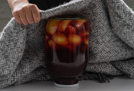 Фото шага рецепта Компот из яблок со свеклой 174635 шаг 9