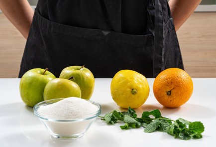 Фото шага рецепта Компотмохито с яблоками на зиму 174103 шаг 1