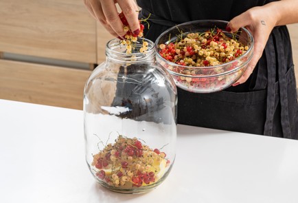 Фото шага рецепта Компотмохито со смородиной на зиму 174104 шаг 4  