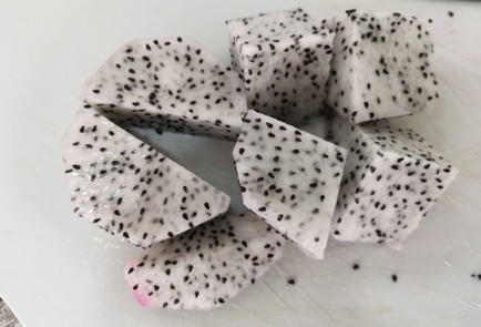 Фото шага рецепта Компот 189096 шаг 1  