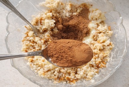 Фото шага рецепта Кондитерская колбаса из СССР 191266 шаг 5  