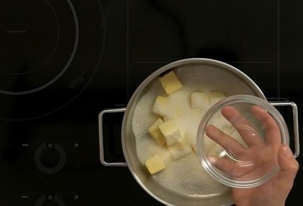 Фото шага рецепта Конфеты из Малютки 136844 шаг 2  