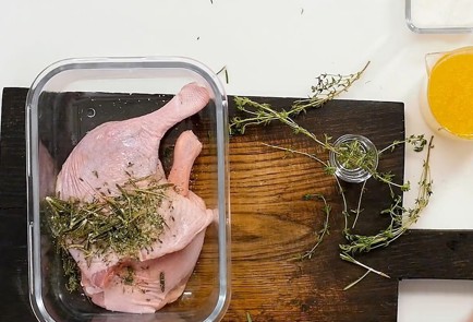 Фото шага рецепта Конфи из утиных ножек с пюре 24287 шаг 4