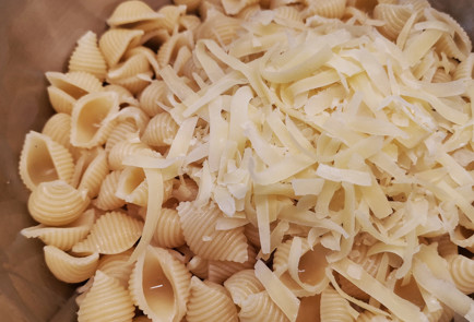 Фото шага рецепта Конкилье с соусом песто и горгонзолой 151969 шаг 6  